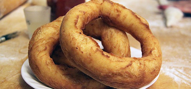 Dolci o salate le crespelle danno il "sapore" al Natale calabrese