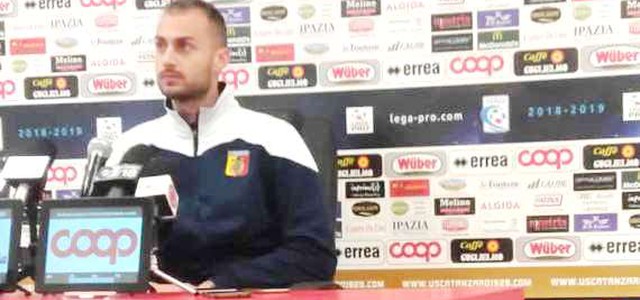 US Catanzaro, si presenta il nuovo portiere Jacopo Furlan (VIDEO)