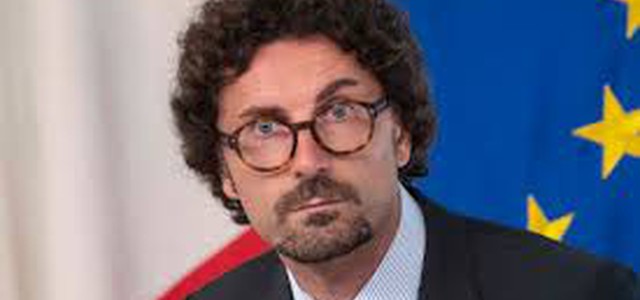 "Catanzaronelcuore" scrive al Ministro Toninelli