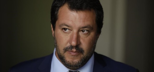 Cdm a Reggio - Salvini ironizza sulle polemiche: "Faremo un consiglio itinerante"