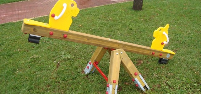 RIAPERTURE PARCHI E AREE GIOCHI - L’APPELLO DI RICCIO ALLA REGIONE