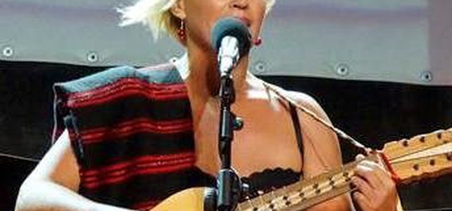 La cantastorie catanzarese Francesca Prestia al "Festival dei diritti" di Mantova