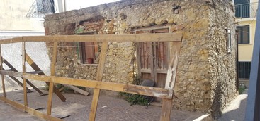 Fare per Catanzaro -  "Grecìa: la storia negata, calpestata, ridotta in polvere, o ricoperta di graffiti e rifiuti"