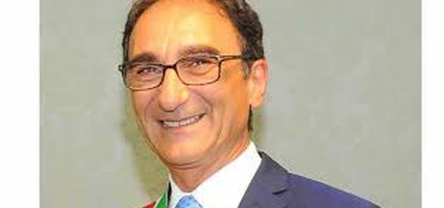 NUOVO ANNO SCOLASTICO, IL SALUTO DEL SINDACO E PRESIDENTE DELLA PROVINCIA DI CATANZARO SERGIO ABRAMO