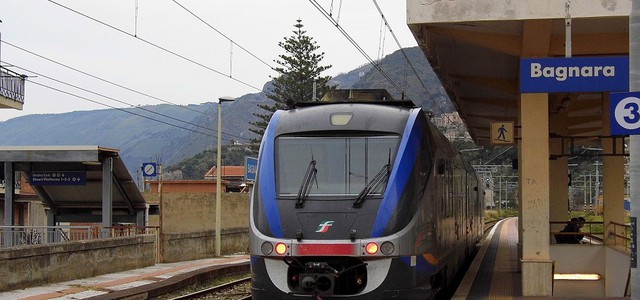 Contratto di Servizio Trenitalia - Regione Calabria:  i motivi per cui non è stato (ancora) firmato