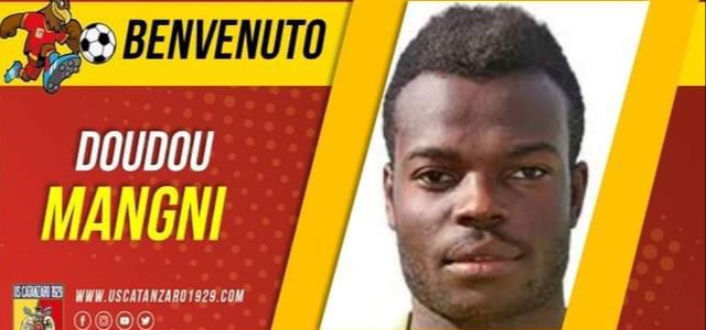 US Catanzaro, adesso è ufficiale: l'attaccante Mangni è giallorosso