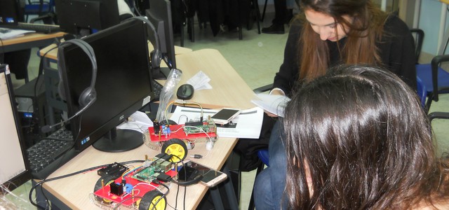I robot invadono il liceo scientifico "Siciliani"