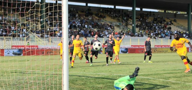 Catanzaro-Teramo 2-1: le pagelle dei giallorossi