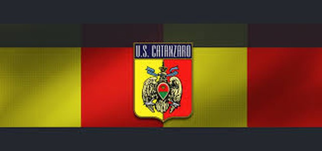 Il Ceravolo prevede 10.000 persone per Catanzaro- Catania. Uno stadio "pronto" ad accogliere donne, bimbi e nonni.