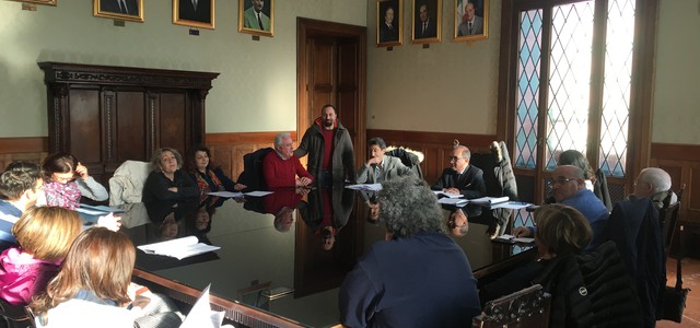 Primo confronto tra dipendenti e amministrazione per il contratto integrativo del personale