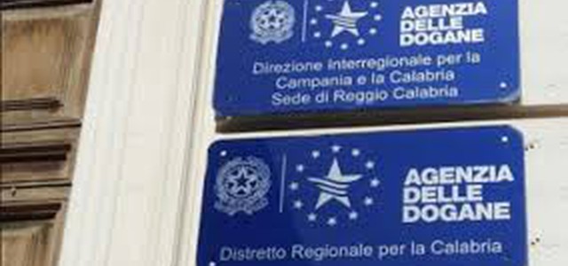 Botta e risposta Wanda Ferro - Sergio Abramo, #FarePerCatanzaro : "Abramo sempre pronto a scaricare sugli altri le sue pesanti colpe"