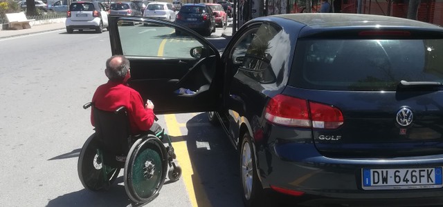 Barriere architettoniche - La denuncia del presidente della commissione Urbanistica Mirarchi