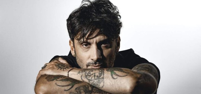 Catanzaro, a complimentarsi per questa fantastica stagione ci pensa anche Fabrizio Moro! (VIDEO)