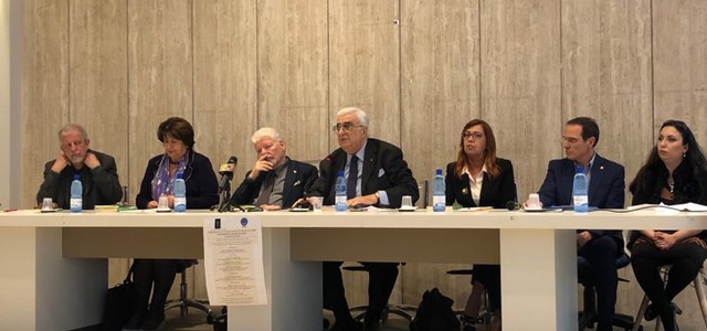 Ordine Avvocati Catanzaro e Universo Minori hanno presentato libro "Fai silenzio ca parrasti assai" di Marisa Manzini