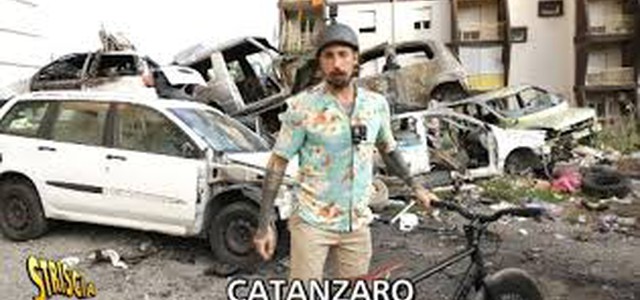 L’OPPOSIZIONE SUL SERVIZIO DI STRISCIA LA NOTIZIA IN VIALE ISONZO: " Sì, povera Catanzaro. Perché anche viale Isonzo è Catanzaro"