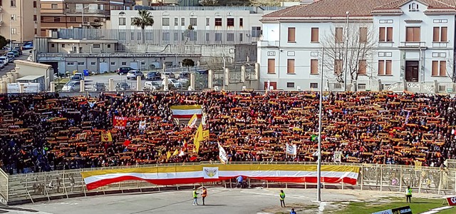 Per i tifosi del Catanzaro pacchetto speciale nelle gare con Viterbese e Trapani