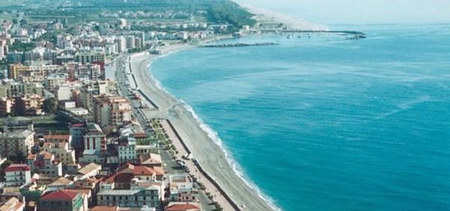 Piano spiagge - La giunta proroga i termini di adeguamento delle strutture balneari